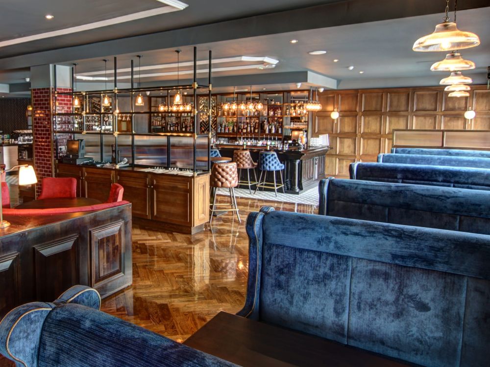 Dublin-Skylon-Hotel-Bar-and-Grill-3-min